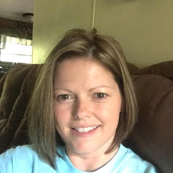 Meet your Posher, Roxann - Picture 1 of 1